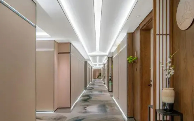 Moshang Hotel