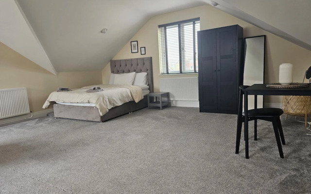 Lovely 1-bed Loft in Newport