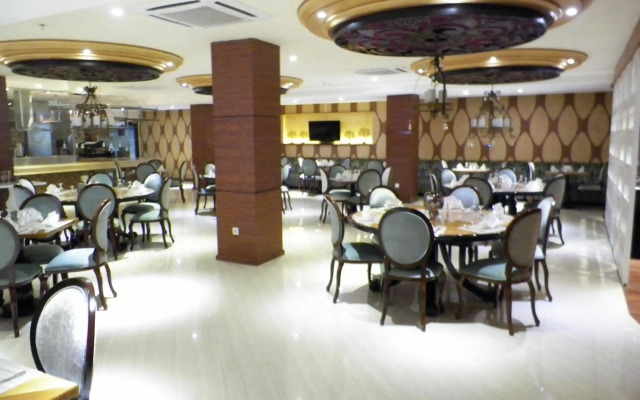 Sutan Raja Hotel And Convention Centre