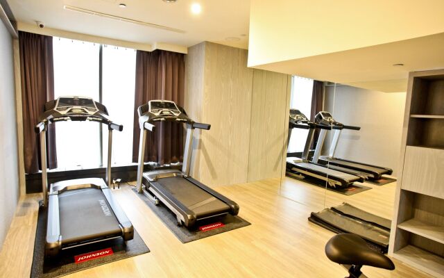 FX Hotel Tainan MinSheng Road Branch