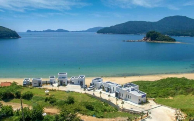 Geojedo Blue Hill Pension