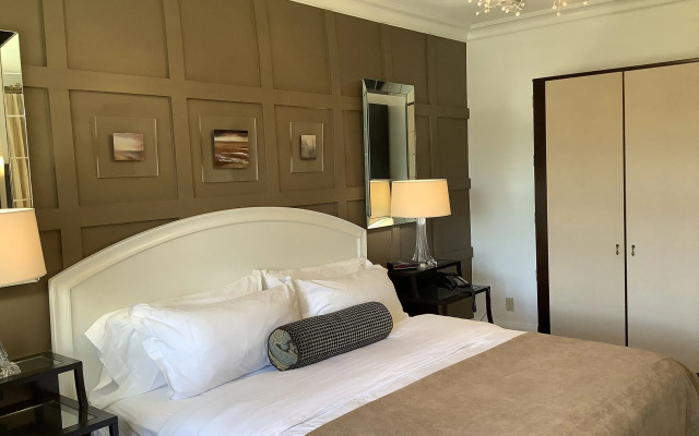 Manoir Chamberland (Adults Only, No Pets)