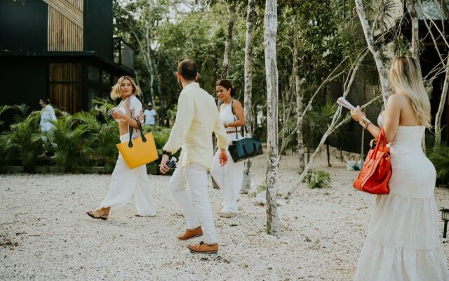 K NAJ Community Cenote residence