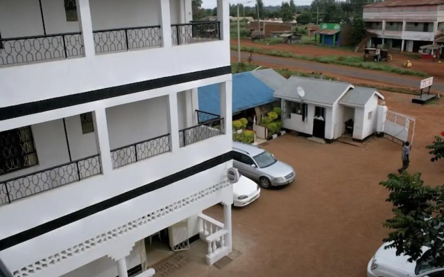 Siaya White Hotel