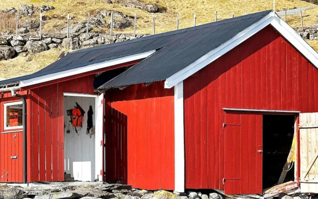 8 Person Holiday Home in Austefjorden
