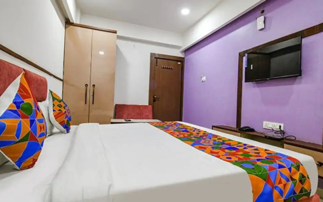 Fabhotel Elite Residency