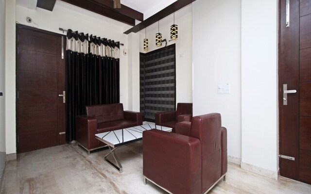 OYO 6601 Mannat Residency