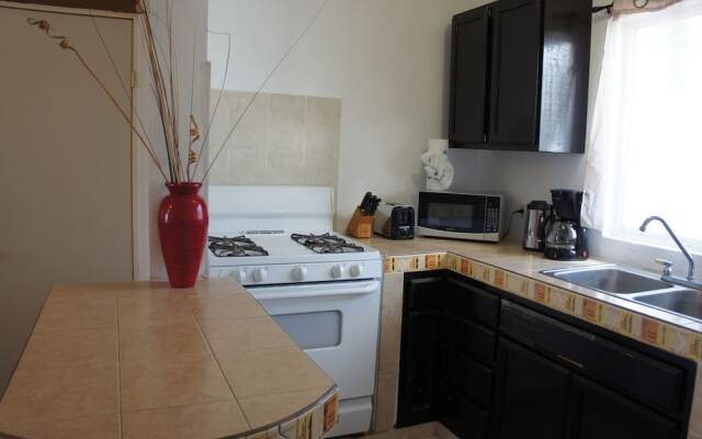 Bahia 176 3 BR by Casago