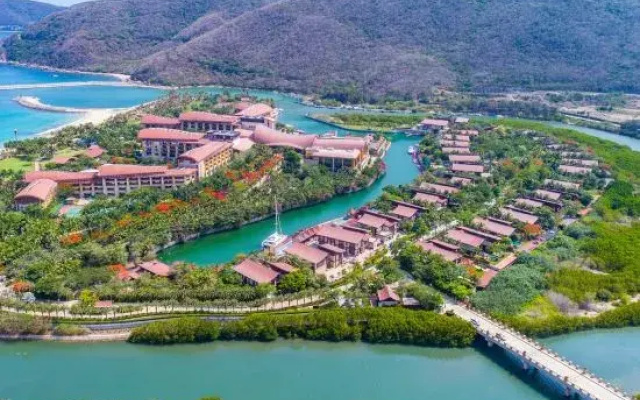 Sanya Yalong Bay Qixu Holiday Pool Villa (Sunwan Road)