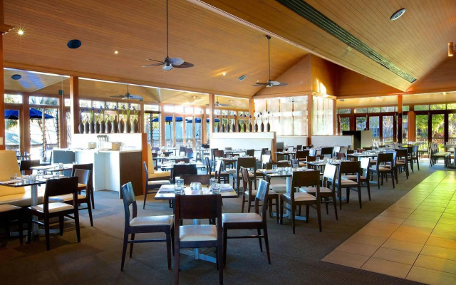 Novotel Sunshine Coast Resort