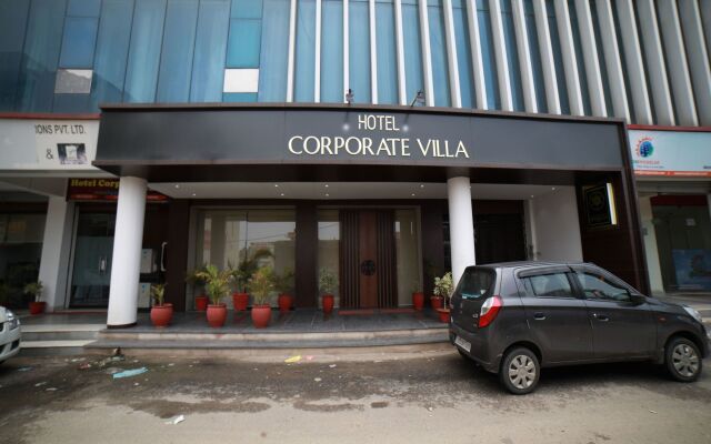 OYO 15561 Corporate Villa