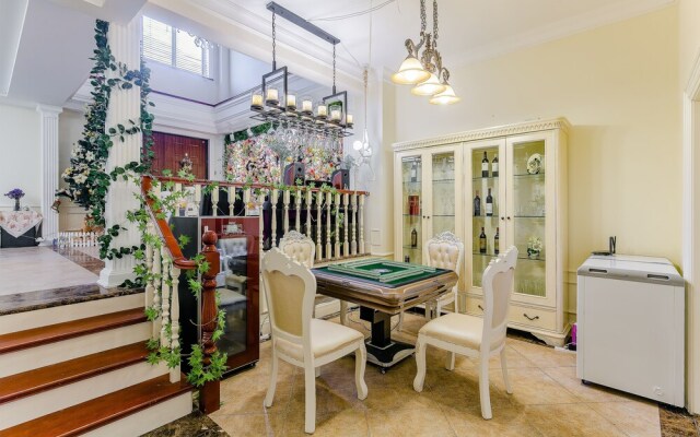 Fairy Tales Apartment