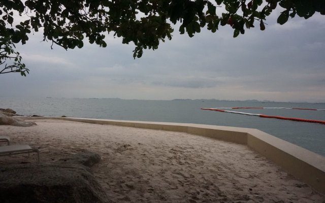Baan Plai Haad Beachfront Condominium