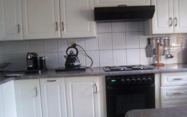 Franchise Sister Guest House