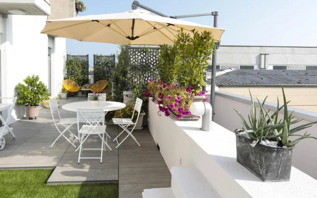 Sunseeker - 80 Mq di Terrazzo Da Sogno