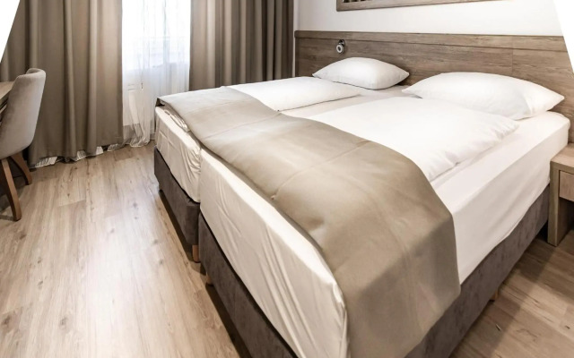 Holiday Inn - the niu, Hub Dusseldorf Messe by IHG