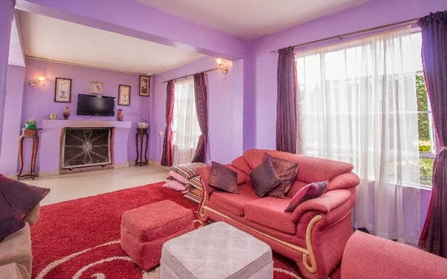 Ivys Inn Guest House