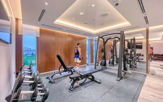 Whitesage - Elegant Apartment With Unobstructed City Views