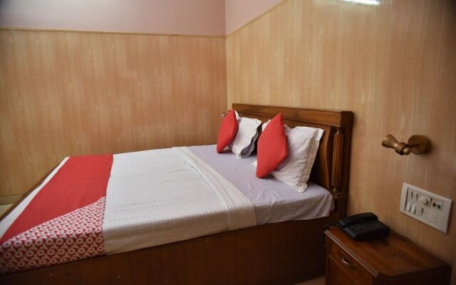 OYO 24112 City Heart