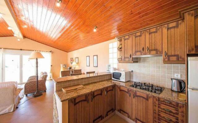 Villa Irene in Mexilhoeira Grande