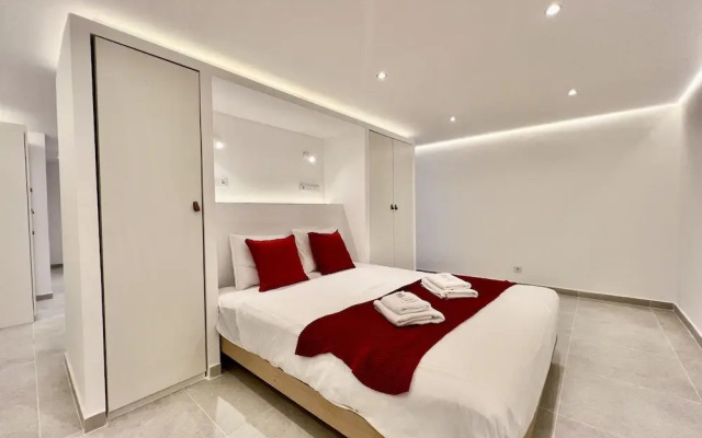 Vilamoura Deluxe Villa by Homing
