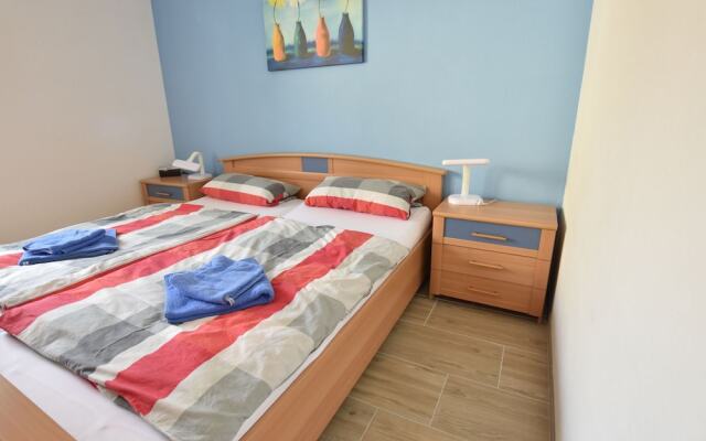 Quaint Apartment near Sea in Boltenhagen