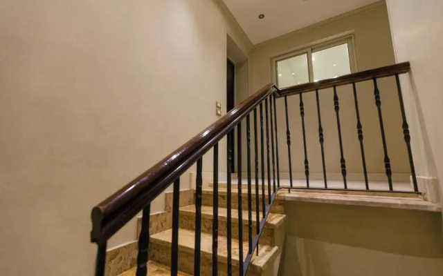 ALSAWAH Elite 5BR Retreat with Private Pool in Green Heights