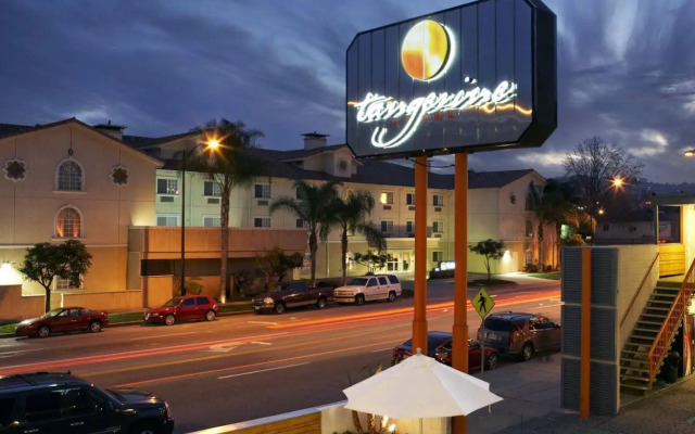 The Tangerine - A Burbank Hotel