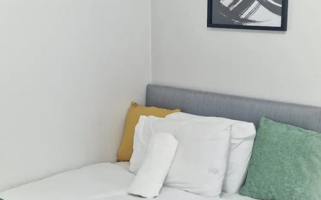 Birmingham City Apartment