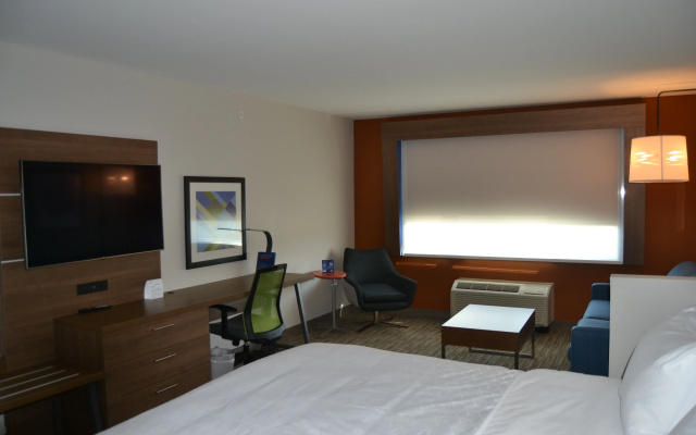 Holiday Inn Express & Suites Goodlettsville N - Nashville by IHG