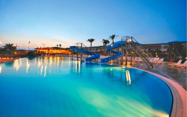 Serenusa Resort
