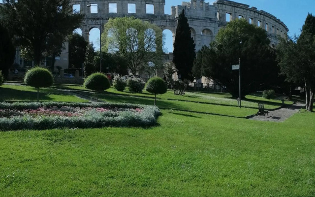 Studio Apartment Mila