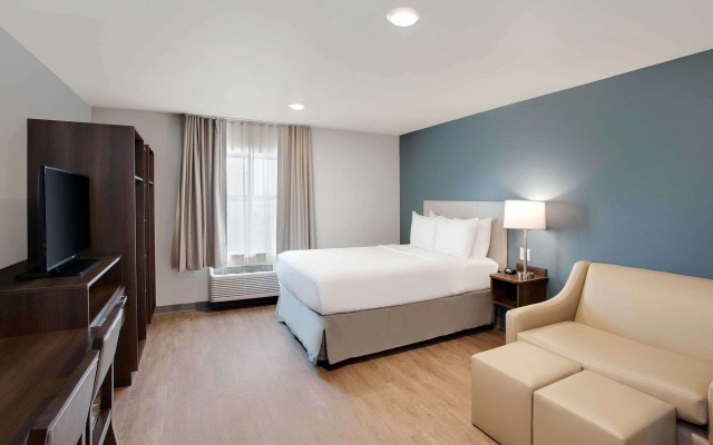 WoodSpring Suites Plano - North Dallas
