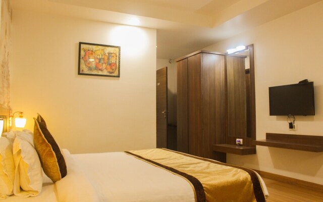 Solitaire Hotel and Resort