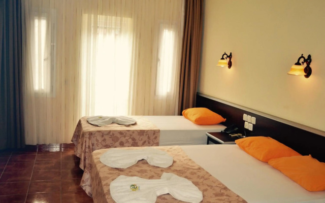 Magic Tulip Hotel