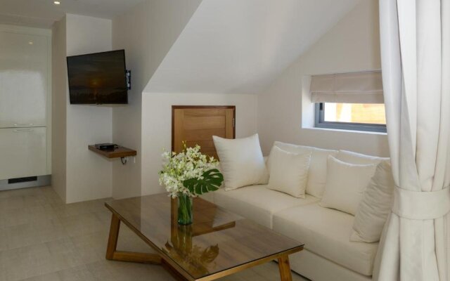 The Ridge Villa 8 – Guest Rooms – Koh Samui