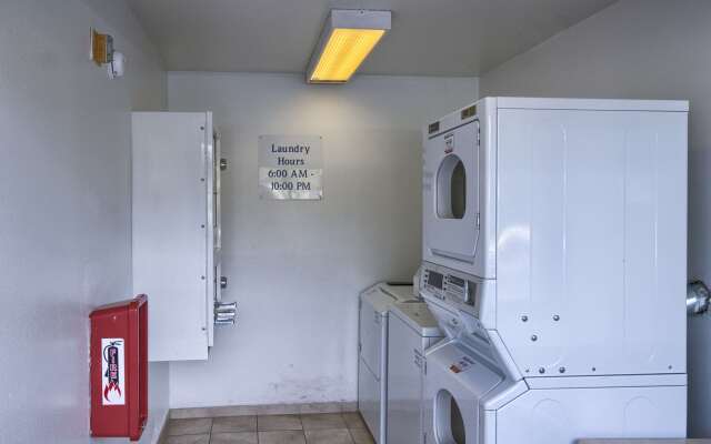 Motel 6 Everett, WA - North