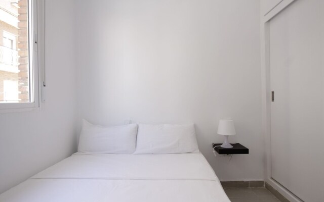 APARTAMENTO EXTERIOR 1º PLANTA CON A/C Y WIFI EN RAFAELA YBARRA SAN2