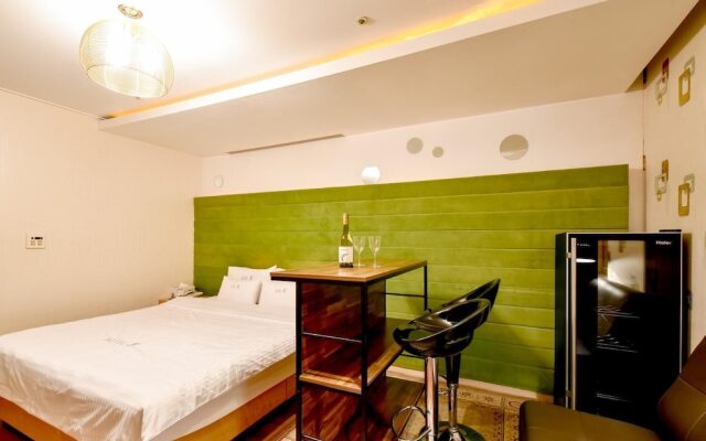 Hotel K