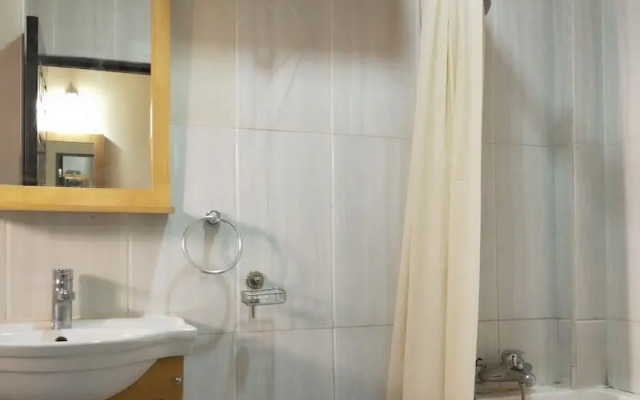 Joy House Hotel and Suites