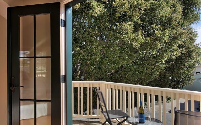 3715 Bliss by the Sea