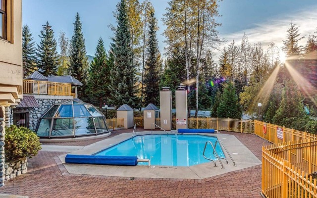 Marquise - Ski in Ski out - Pool - Hot tub -1st fl