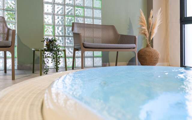Kyriad Prestige Residence & Spa Cabourg - Dives-sur-Mer