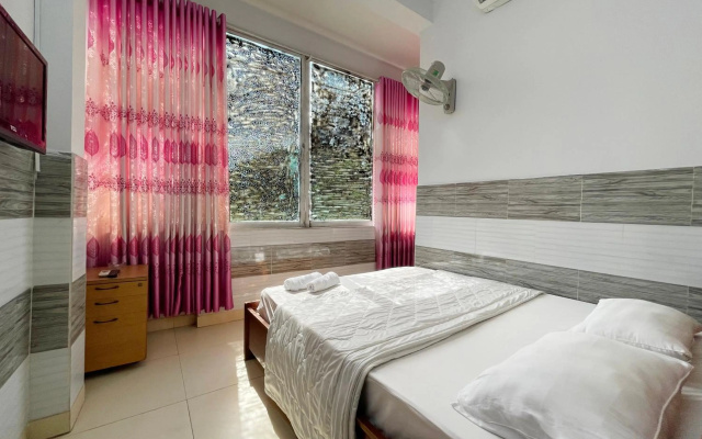 Huy Hoang Hotel – Guest Rooms – Ho Chi Minh City