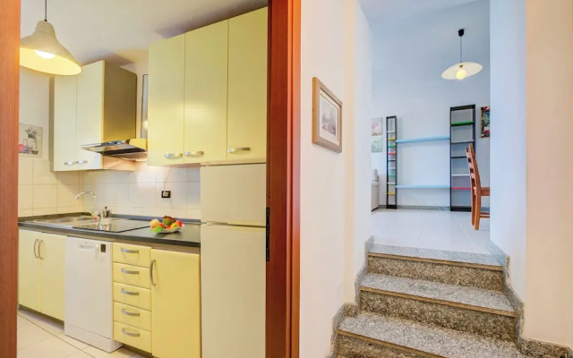 Ortensia Blu Lake And Relax