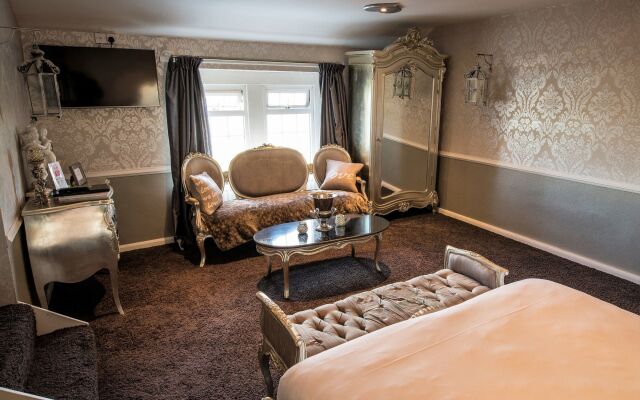 New Hobbit Hotel