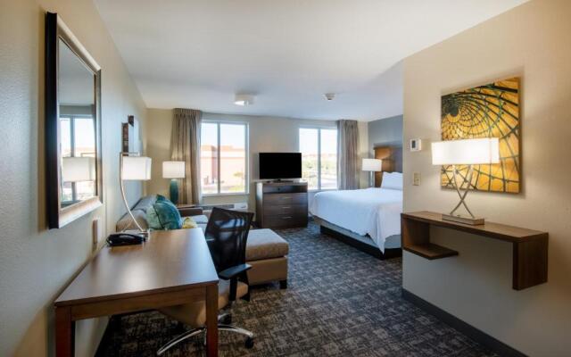 Staybridge Suites Scottsdale - Talking Stick by IHG