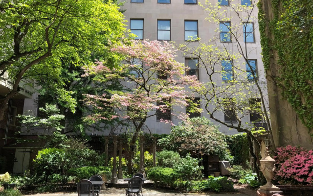 Morris House Hotel