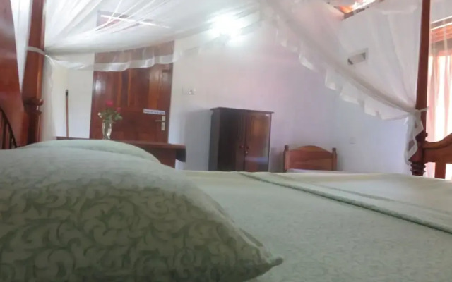 Beach Lagoon Guest House