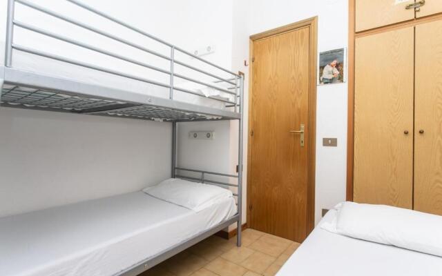 N215 - Numana, trilocale con portico